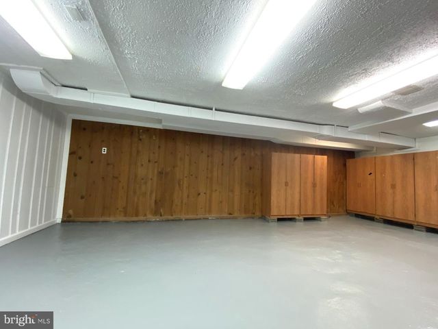 211 SCHEIVERT AVE, Aston, PA 19014