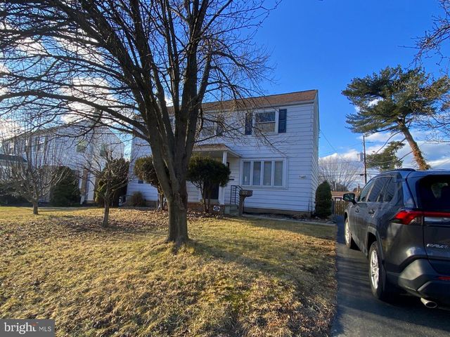 211 SCHEIVERT AVE, Aston, PA 19014