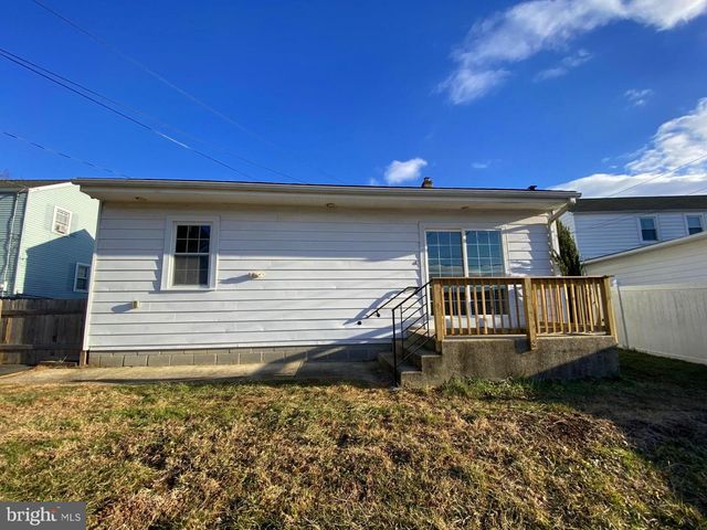 211 SCHEIVERT AVE, Aston, PA 19014