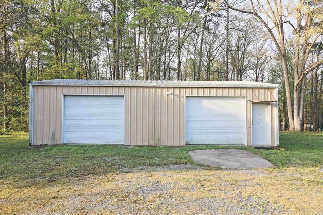 2100 Cook Rd, White Hall, AR 71602