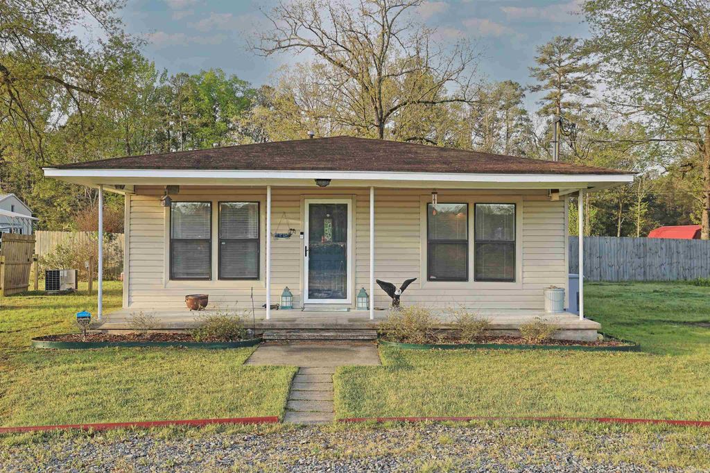 2100 Cook Rd, White Hall, AR 71602