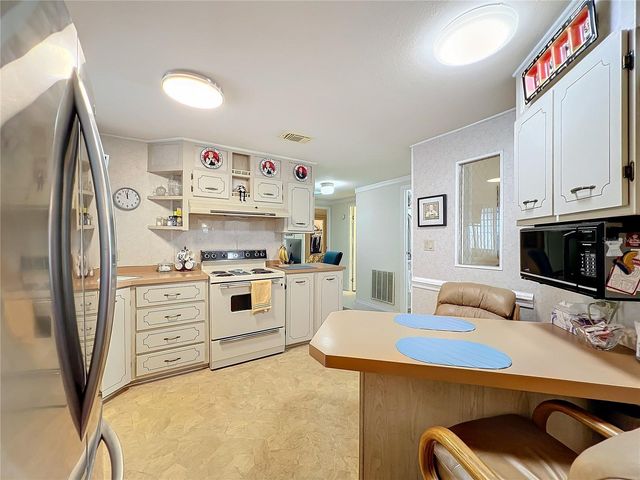 6336 BAYBERRY BLVD NE, Winter Haven, FL 33881