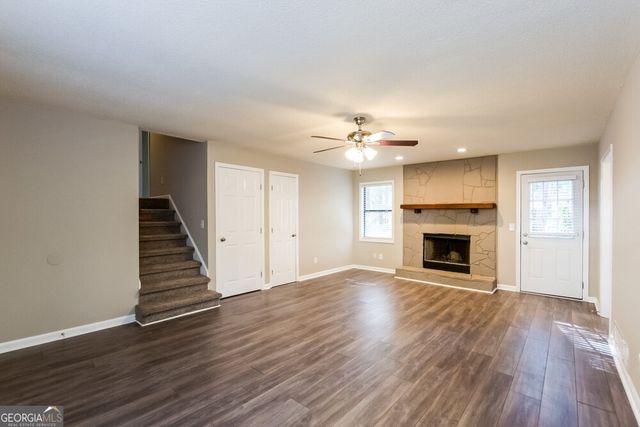 3055 Sumit Wood Drive, Kennesaw, GA 30152