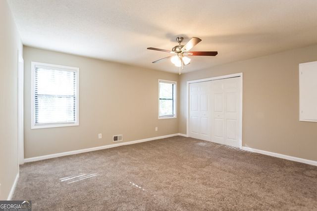 3055 Sumit Wood Drive, Kennesaw, GA 30152