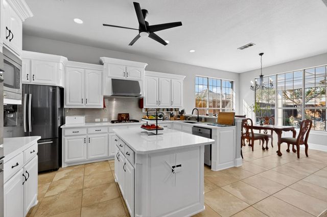 404 Broken Sword Drive, Lewisville, TX 75056