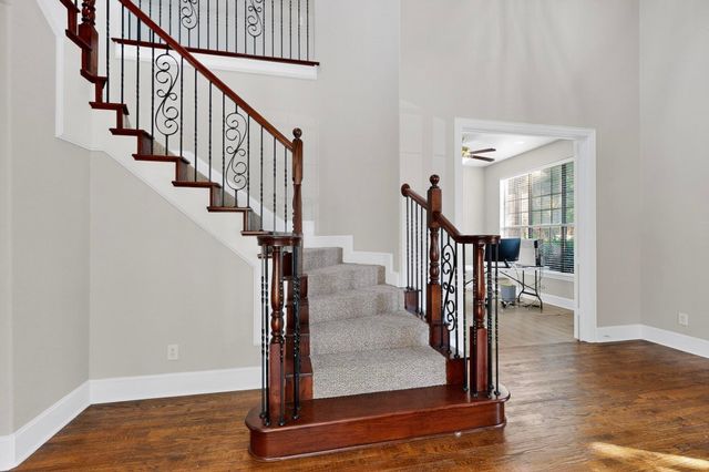 404 Broken Sword Drive, Lewisville, TX 75056