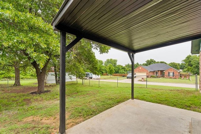 500 Oak Park Drive, Choctaw, OK 73020