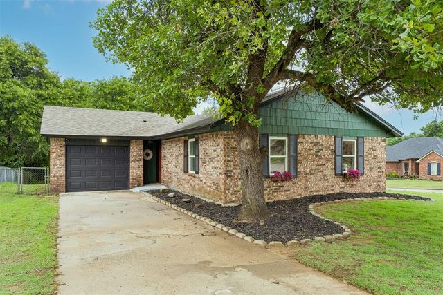 500 Oak Park Drive, Choctaw, OK 73020