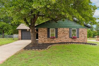 500 Oak Park Drive, Choctaw, OK 73020