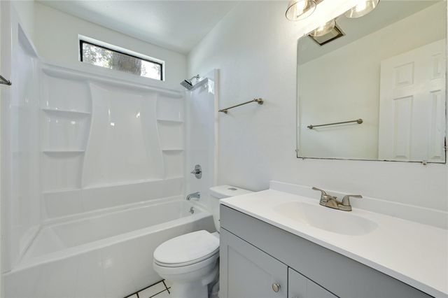 6713 SILVERMINE DR, Austin, TX 78736