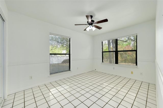 6713 SILVERMINE DR, Austin, TX 78736