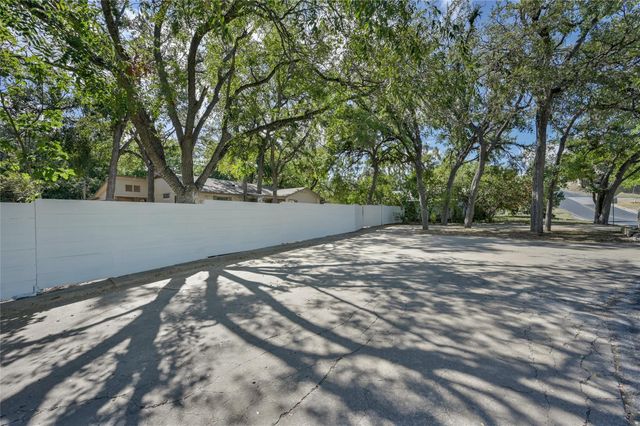 6713 SILVERMINE DR, Austin, TX 78736