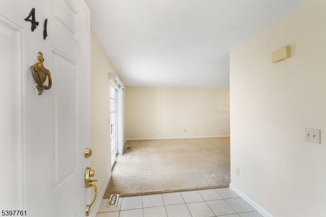 41 Smithfield Ct, Bernards Twp., NJ 07920