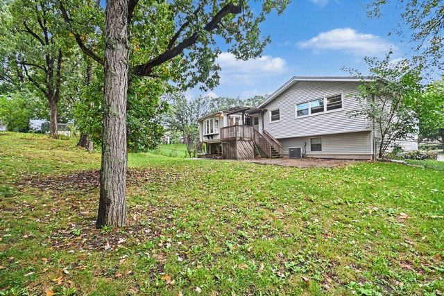 609 Tilipi Lane, Schaumburg, IL 60193