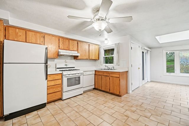 609 Tilipi Lane, Schaumburg, IL 60193