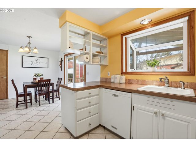 4425 Sw 202ND Ave, Beaverton, OR 97078