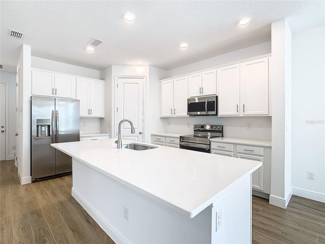 11165 GREEN CITRON ALLEY, Winter Garden, FL 34787