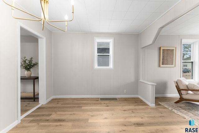 431 N French Ave Avenue, Sioux Falls, SD 57103
