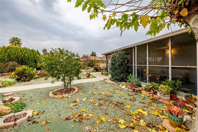 861 Majela, Hemet, CA 92543