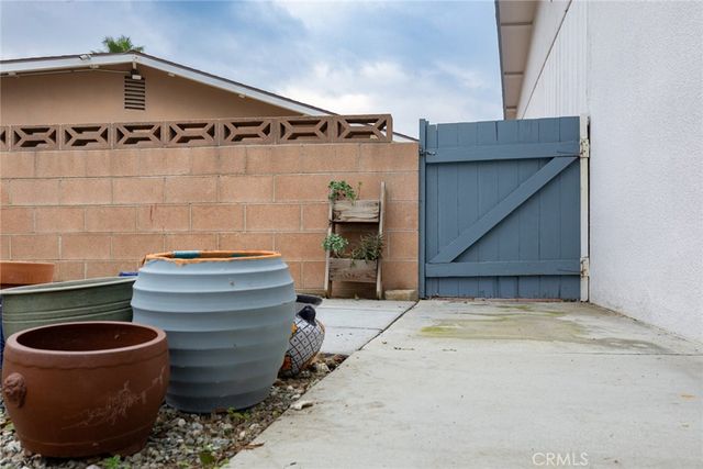 861 Majela, Hemet, CA 92543