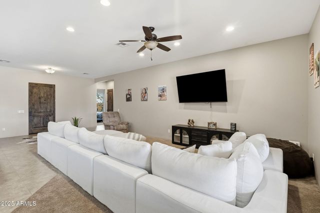 38825 N 29TH Avenue, Phoenix, AZ 85086