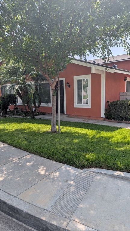 1332 Brooktree, West Covina, CA 91792