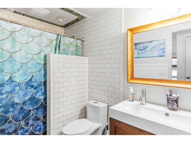 545 Val Vista Dr, Montesano, WA 98563