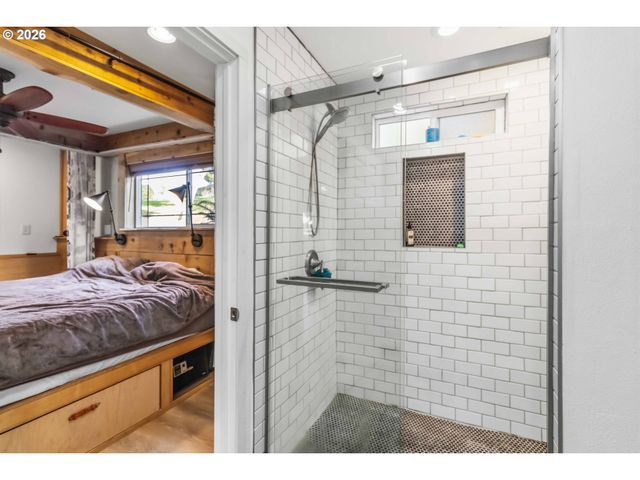 545 Val Vista Dr, Montesano, WA 98563