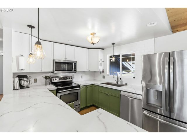 545 Val Vista Dr, Montesano, WA 98563