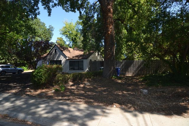 229 Mensinger Ave, Modesto, CA 95350