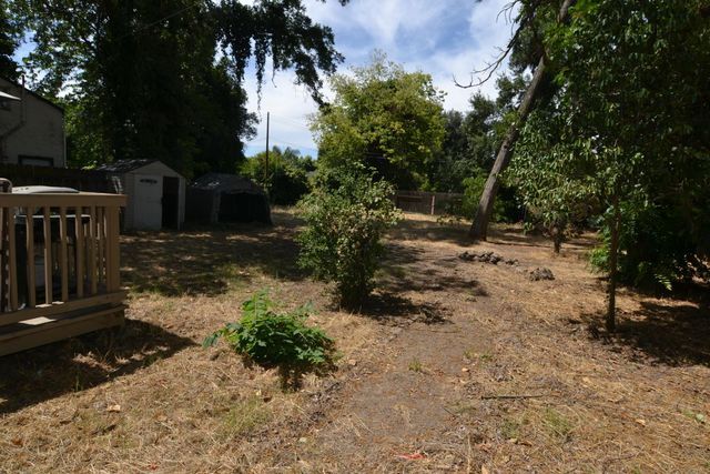 229 Mensinger Ave, Modesto, CA 95350