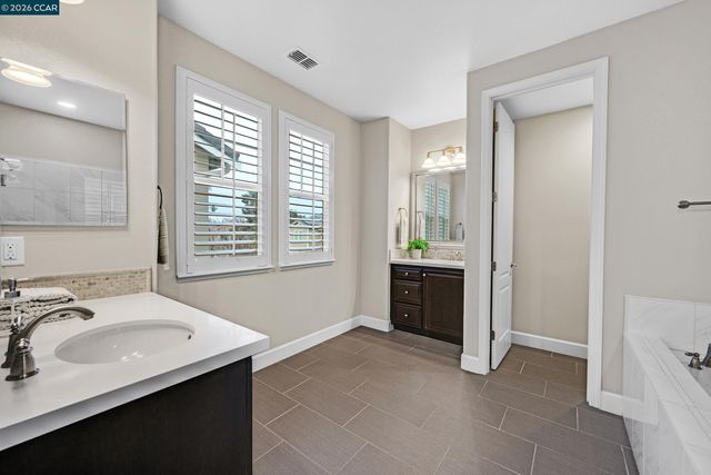 111 Elworthy Ranch Dr, Danville, CA 94526