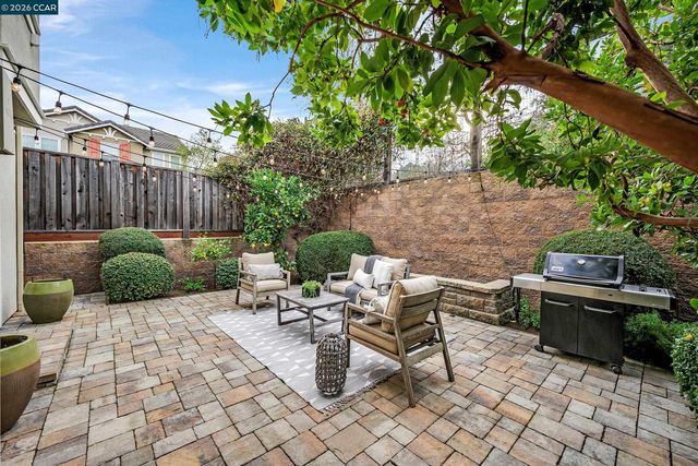 111 Elworthy Ranch Dr, Danville, CA 94526