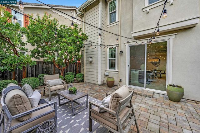 111 Elworthy Ranch Dr, Danville, CA 94526