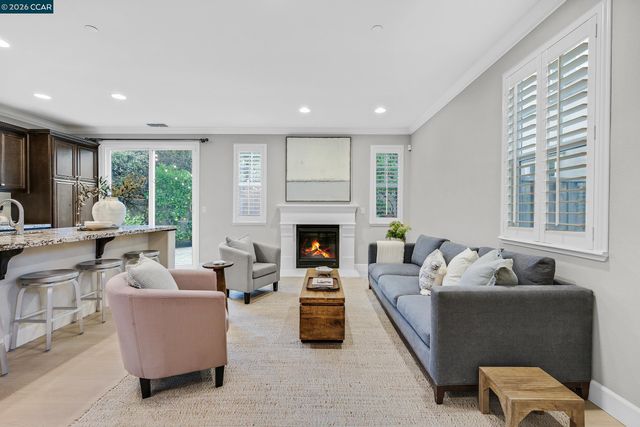 111 Elworthy Ranch Dr, Danville, CA 94526