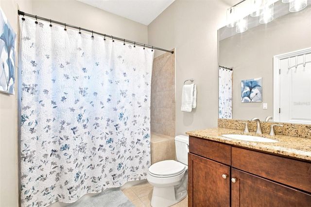 2557 W PLATT STREET, Tampa, FL 33609