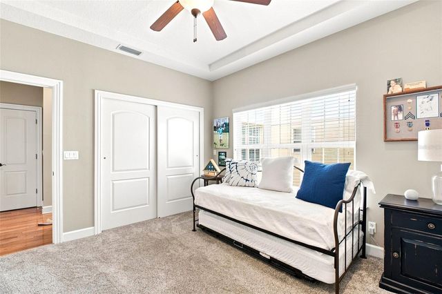 2557 W PLATT STREET, Tampa, FL 33609