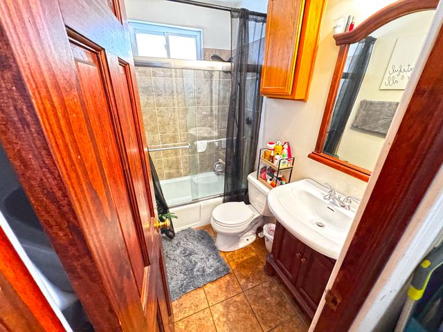 637 W 46th Place, Chicago, IL 60609