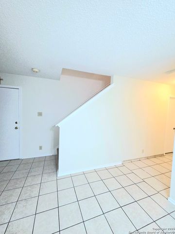 5210 Kenton Stone, San Antonio, TX 78240