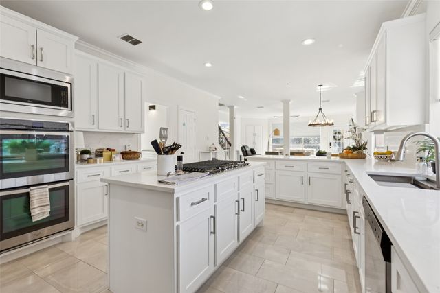 1807 Mesquite Court, Southlake, TX 76092