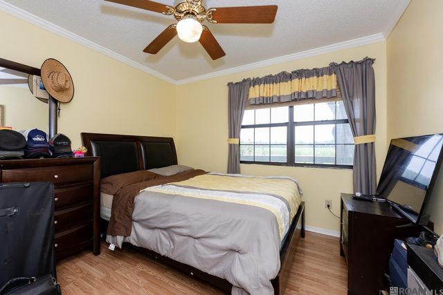 8274 Section Rd, Port Allen, LA 70767