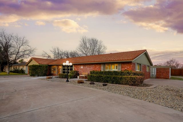 2600 N N St, Midland, TX 79705