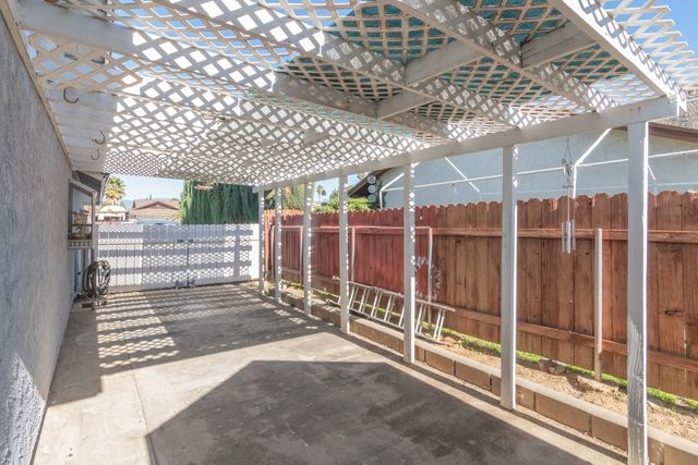 22579 Raven Way, Grand Terrace, CA 92313