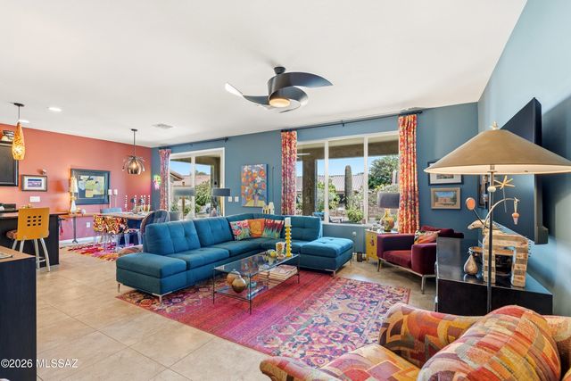 2197 E Apache Springs Lane, Green Valley, AZ 85614