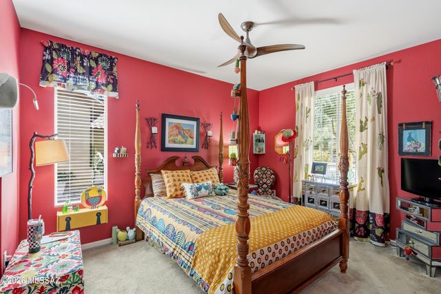 2197 E Apache Springs Lane, Green Valley, AZ 85614