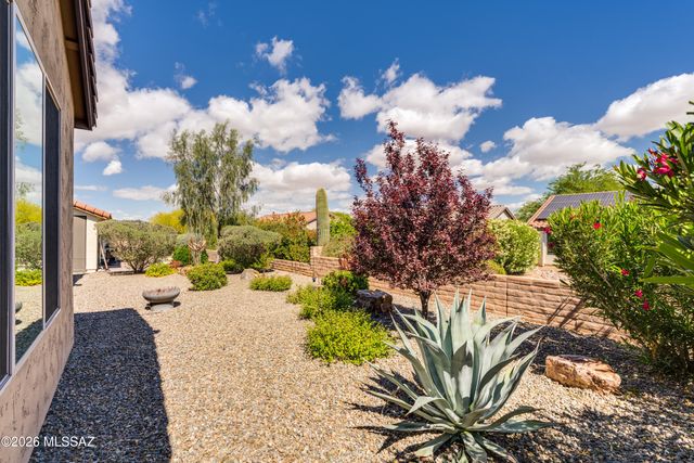 2197 E Apache Springs Lane, Green Valley, AZ 85614