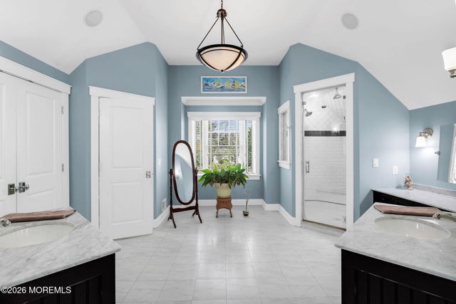 83 Silver Bay Road, Toms River, NJ 08753