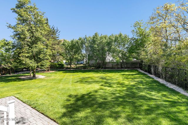 83 Silver Bay Road, Toms River, NJ 08753