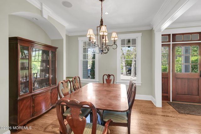 83 Silver Bay Road, Toms River, NJ 08753