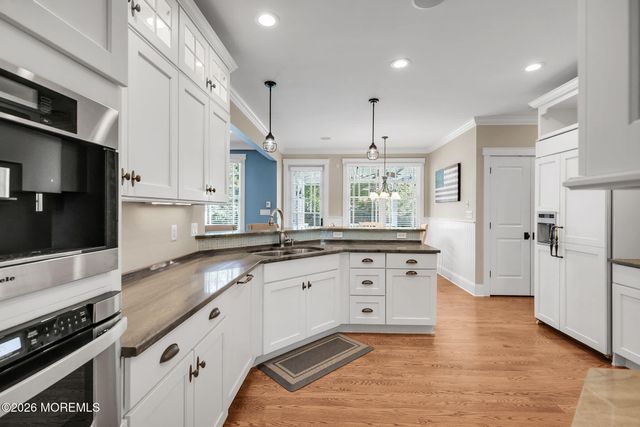 83 Silver Bay Road, Toms River, NJ 08753